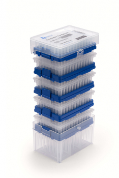 НАКОНЕЧНИКИ ОДНОРАЗОВЫЕ НЕСТЕРИЛЬНЫЕ ДЛЯ МИКРОПИПЕТОЧНЫХ ДОЗАТОРОВ, MAXIPENSE (С ПОНИЖЕННОЙ АДГЕЗИЕЙ), В СМЕННЫХ БЛОКАХ ОБЪЕМОМ 1000 МКЛ, ГРАДУИРОВАННЫЕ (960 ШТ./УП.)