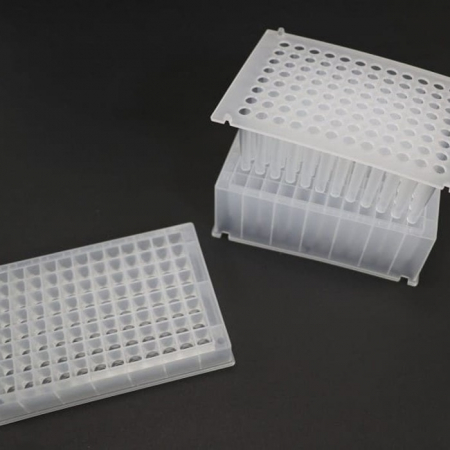 ПЛАНШЕТЫ 96-ЛУНОЧНЫЕ С ГЛУБОКИМИ КВАДРАТНЫМИ ЛУНКАМИ, С V-ОБРАЗНЫМ ДНОМ, 0,5 МЛ, 5 ШТ/УПАК, АРТ. R4222-D, ZHEJIANG ZHONG ZAI MEDICAL TECHNOLOGY CO