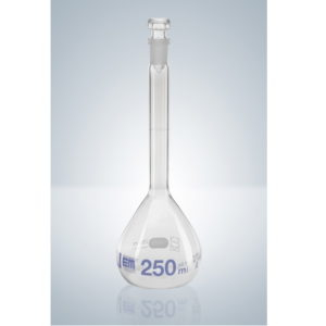 КОЛБА МЕРНАЯ ISOLAB 50 МЛ, КЛАСС А, СВЕТЛОЕ СТЕКЛО, NS 14/23, С ПРОБКОЙ (PE), ISOLAB, АРТ. 013.03.051