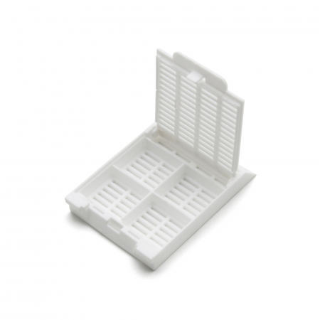 ГИСТОЛОГИЧЕСКИЕ КАССЕТЫ 4-СЕКЦИОННЫЕ, БЕЛЫЕ (500 ШТ. УП)